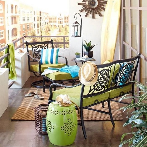 Green and turquoise for the balcony