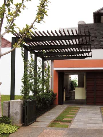 Design of terraces and exteriors for small houses
