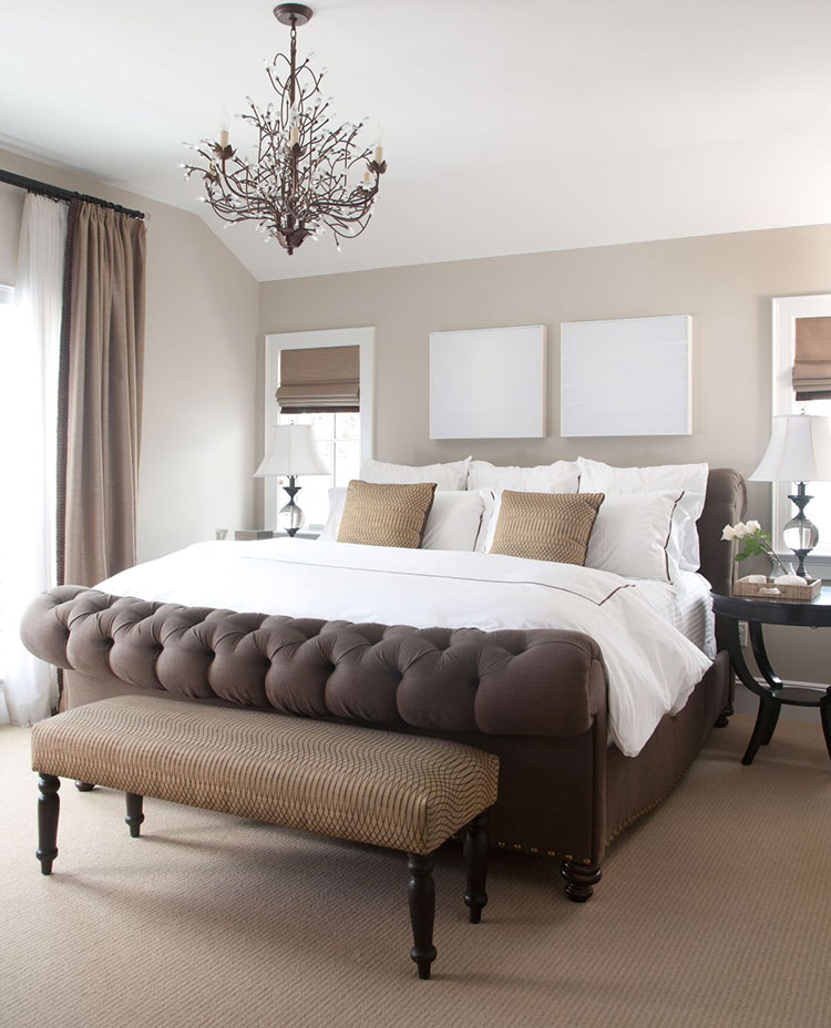 Romantic bedroom with taupe n.07