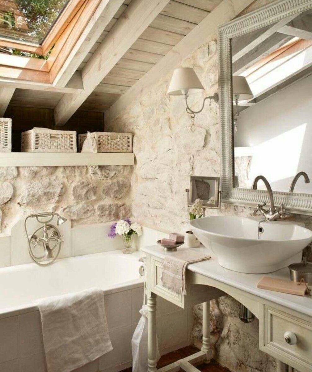 bathroom-white-shabby-chic-attic