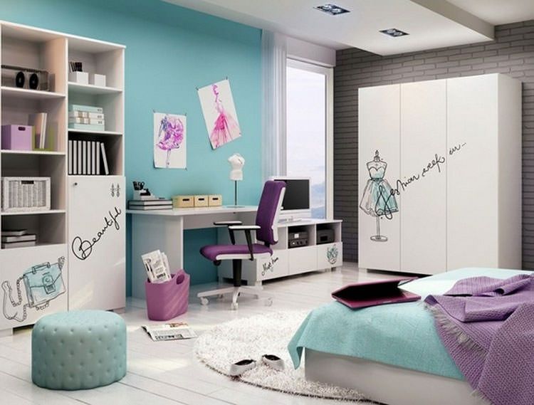 Kids bedroom with wall decorations n.23