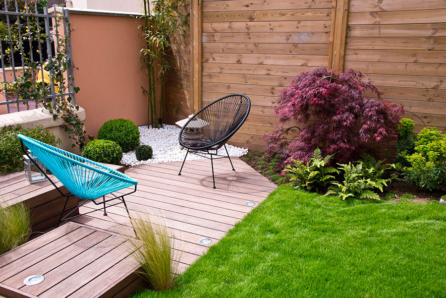Ideas for decorating a paved garden n.08