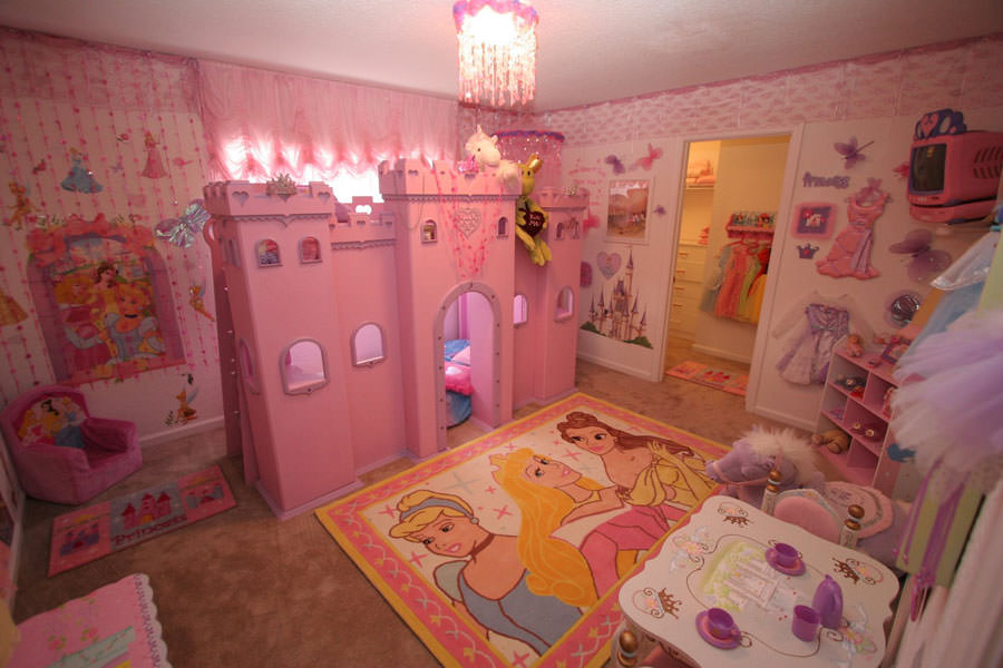Disney princesses bedroom for children n.11