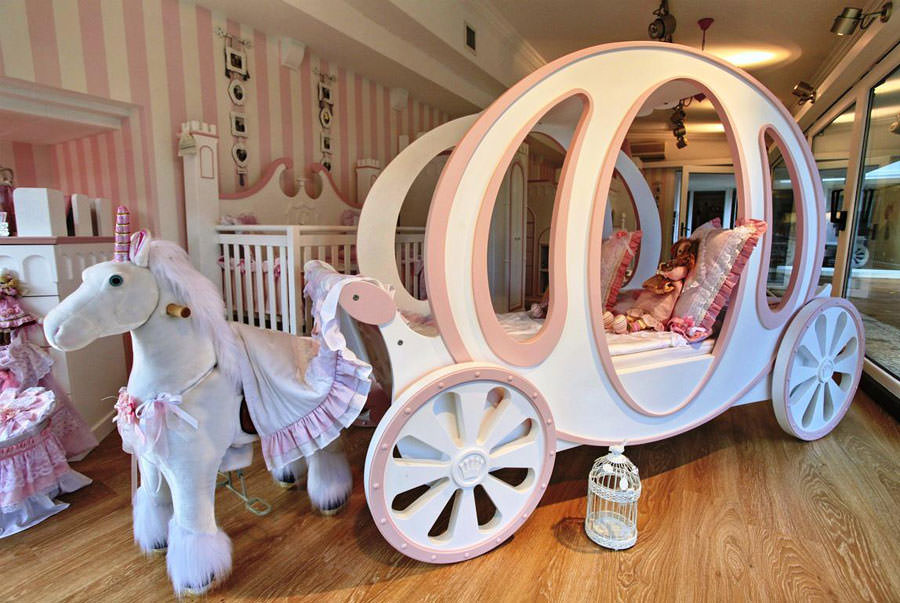 Disney princesses bedroom for children n.01