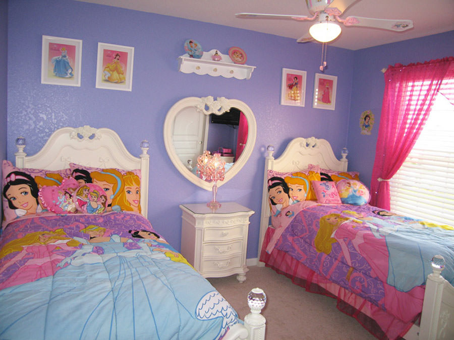 Disney princesses bedroom for children n.16