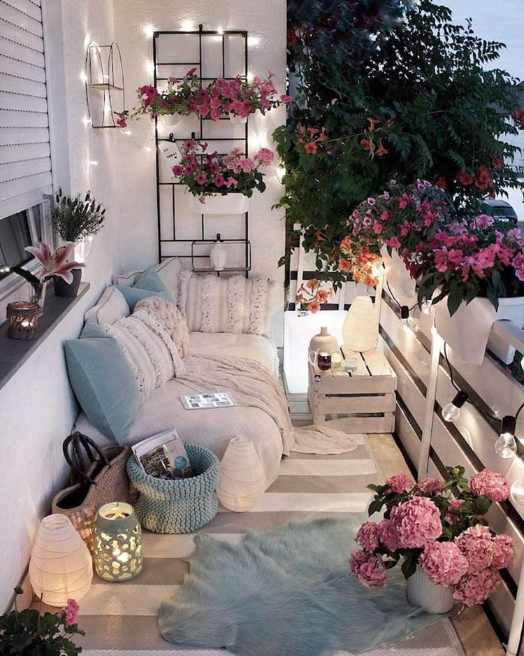 Ideas for decorating a balcony n.02