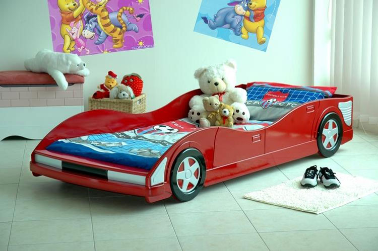Baby bed in the shape of a car n.06