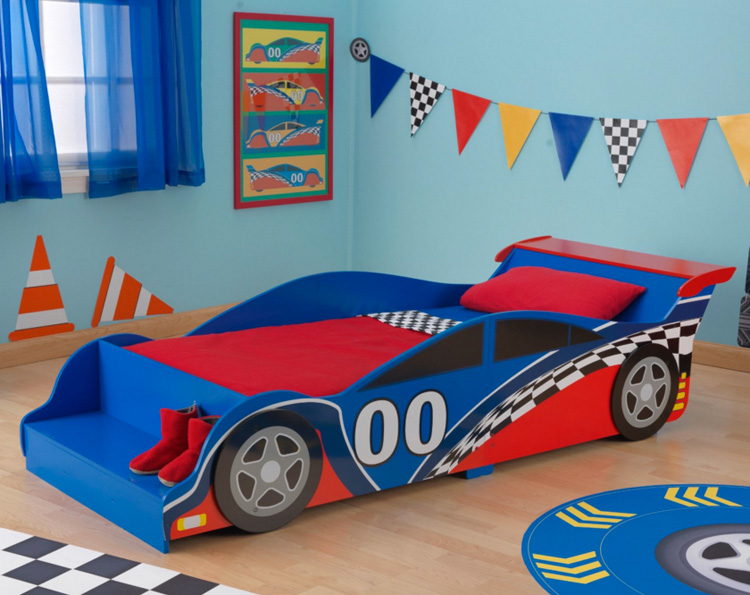 Children's bed in the shape of a car No. 51