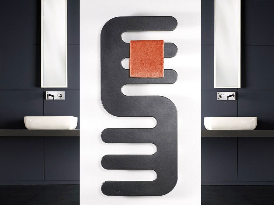 Bathroom radiator with modern design n.43
