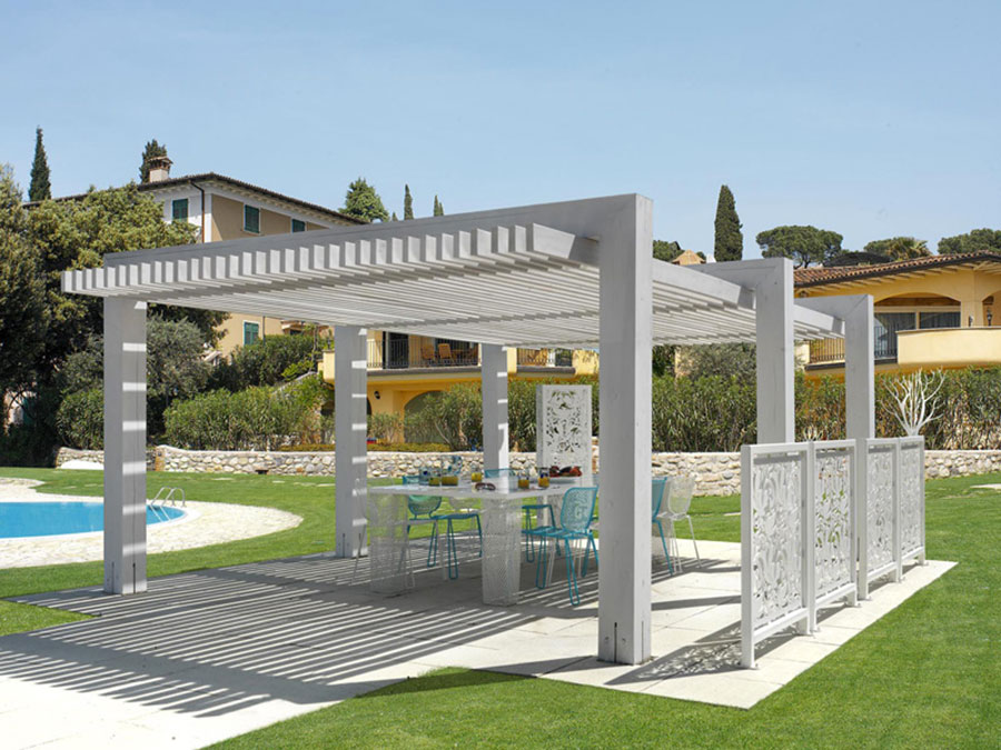 Self-supporting wooden pergola for gardens or terraces n.34