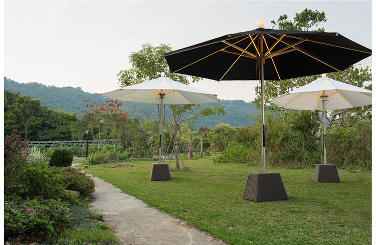 Parasol with integrated led lights n.1