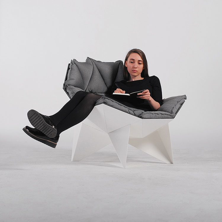 Q1 lounge chair by OdesD2