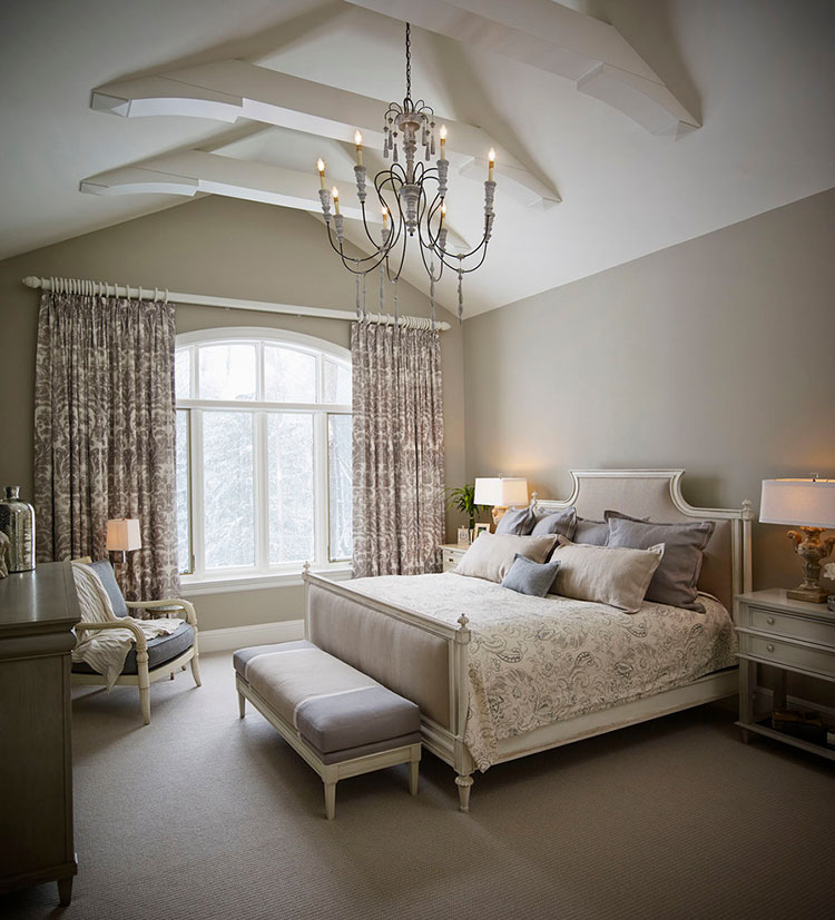 Romantic bedroom with taupe n.10