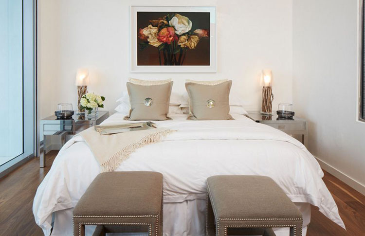Romantic bedroom with taupe n.13