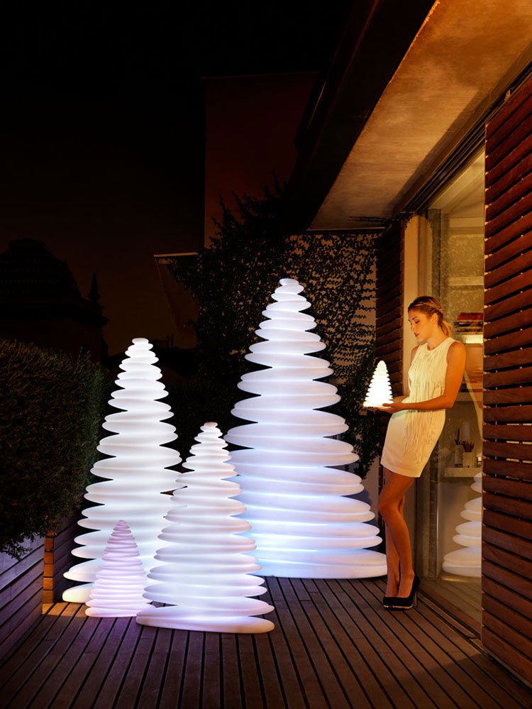 Modern Design Christmas Tree Template # 04