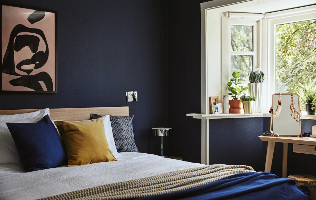 decorating-small-bedroom-scandinavian-style