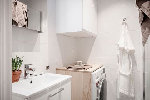 nordic style bathroom in white