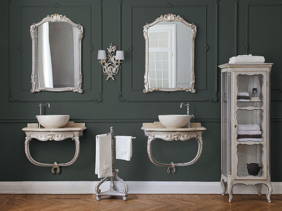 Elegant classic bathroom decor ideas # 01
