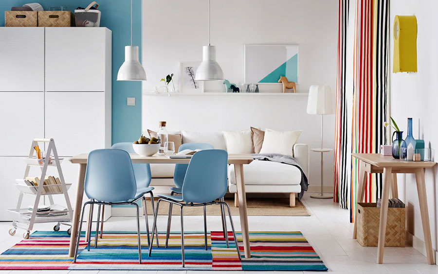 How to furnish the living room of an Ikea beach house n.1